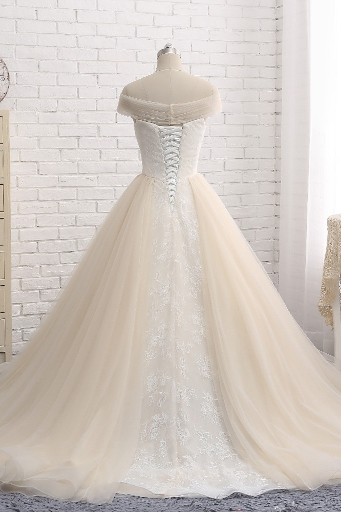 A-line Bateau Neck Floor-length Tulle Bridal Gown With Lace 2