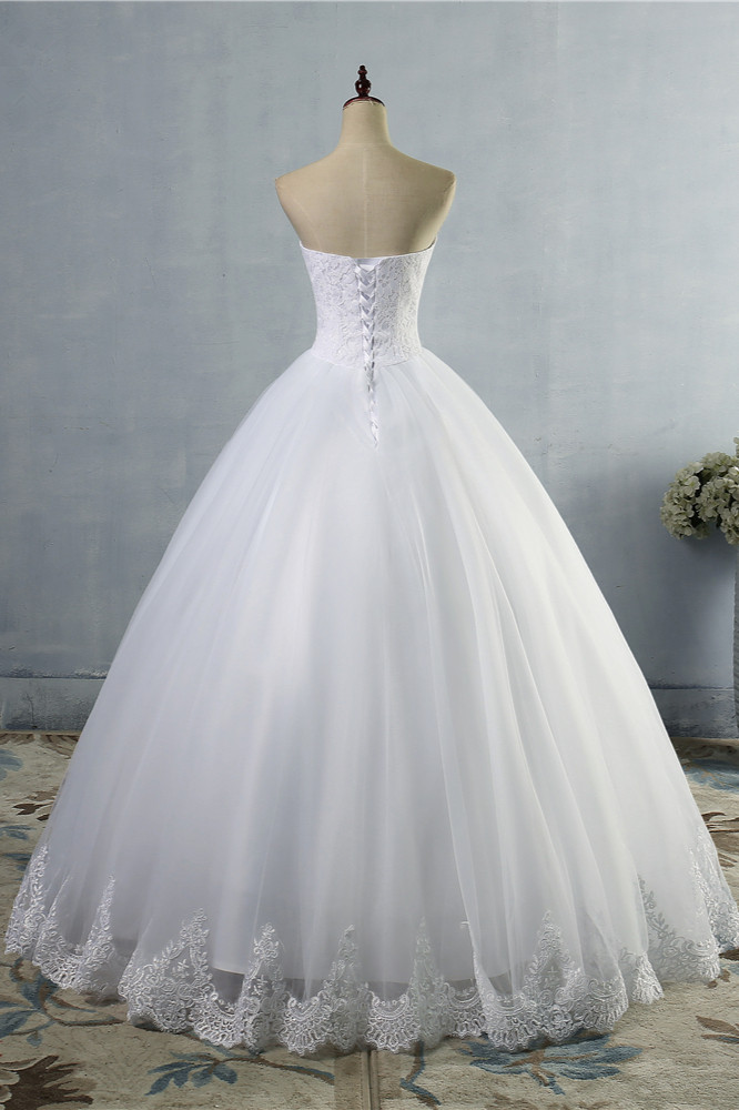 A-line Sweetheart Neck Floor-length Tulle Bridal Dress With Appliques 2