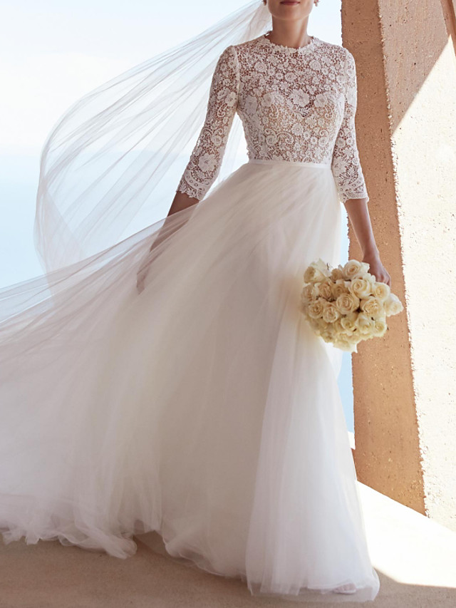 A-line Sweep / Brush Train Tulle Wedding Gown With Buttons 2