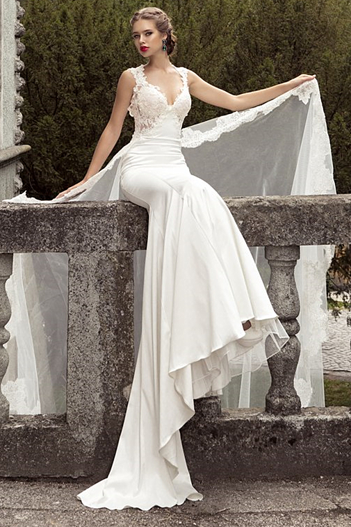Mermaid Spaghetti Straps Sleeveless Sweep / Brush Train Satin Bridal Gown With Appliques 4