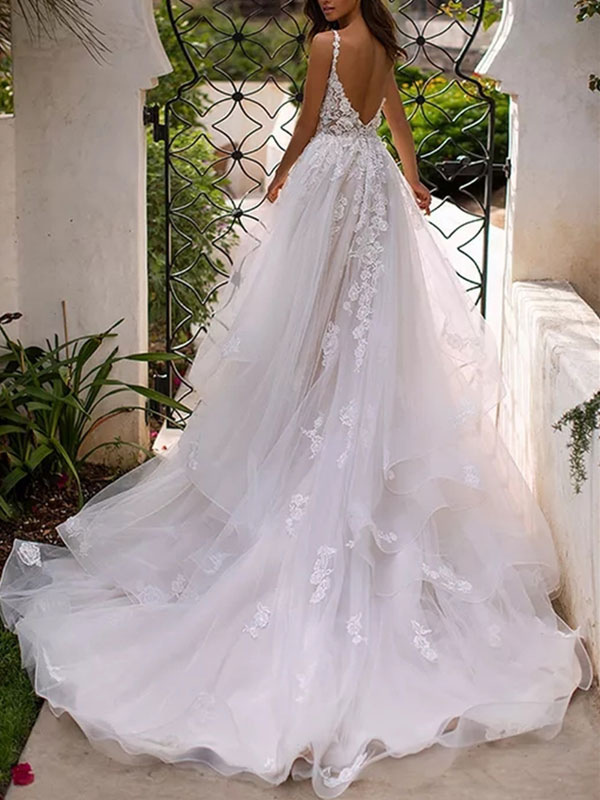 A-line V-neck Sleeveless Court Train Lace Wedding Dress With Appliques 2