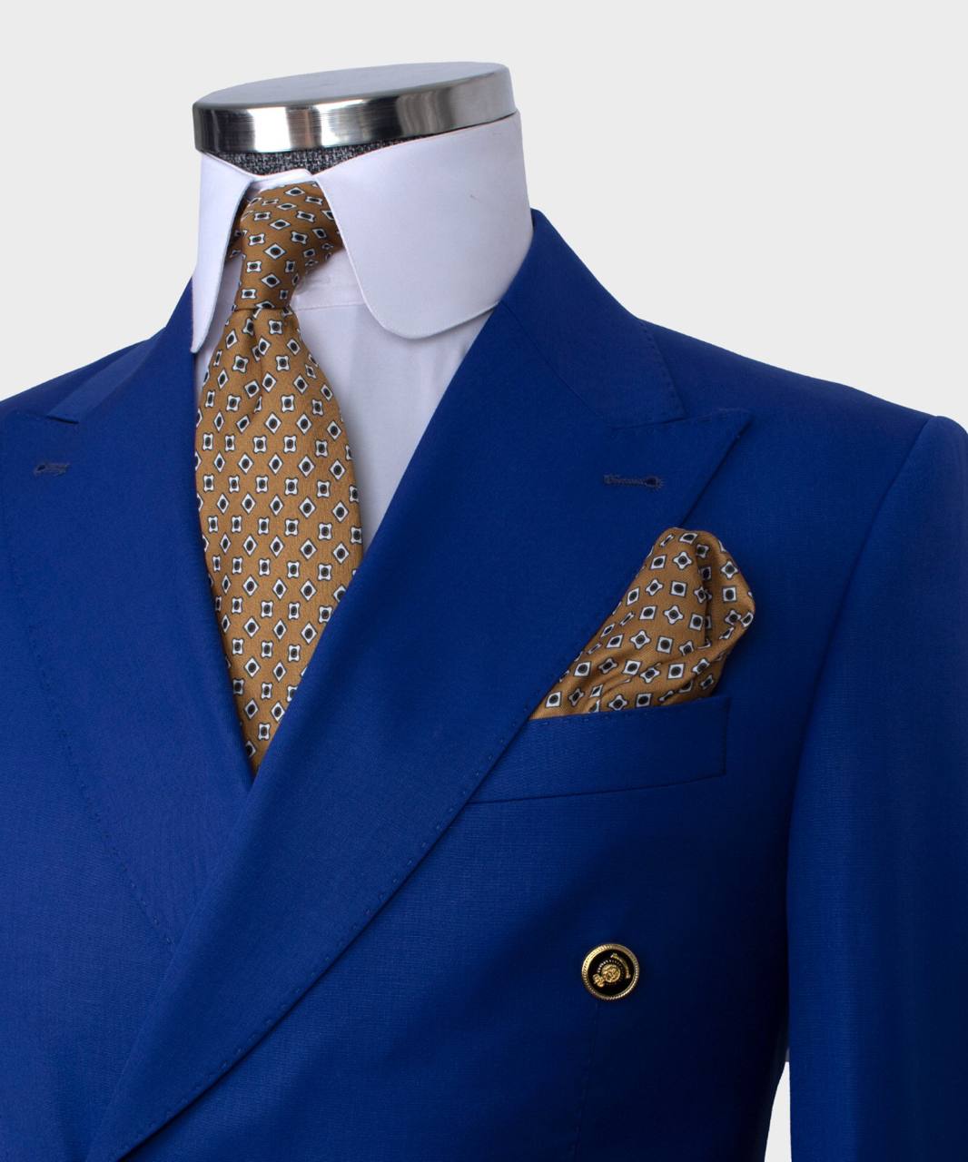Royal Blue Double Breasted Close Fitting Men Suit 2