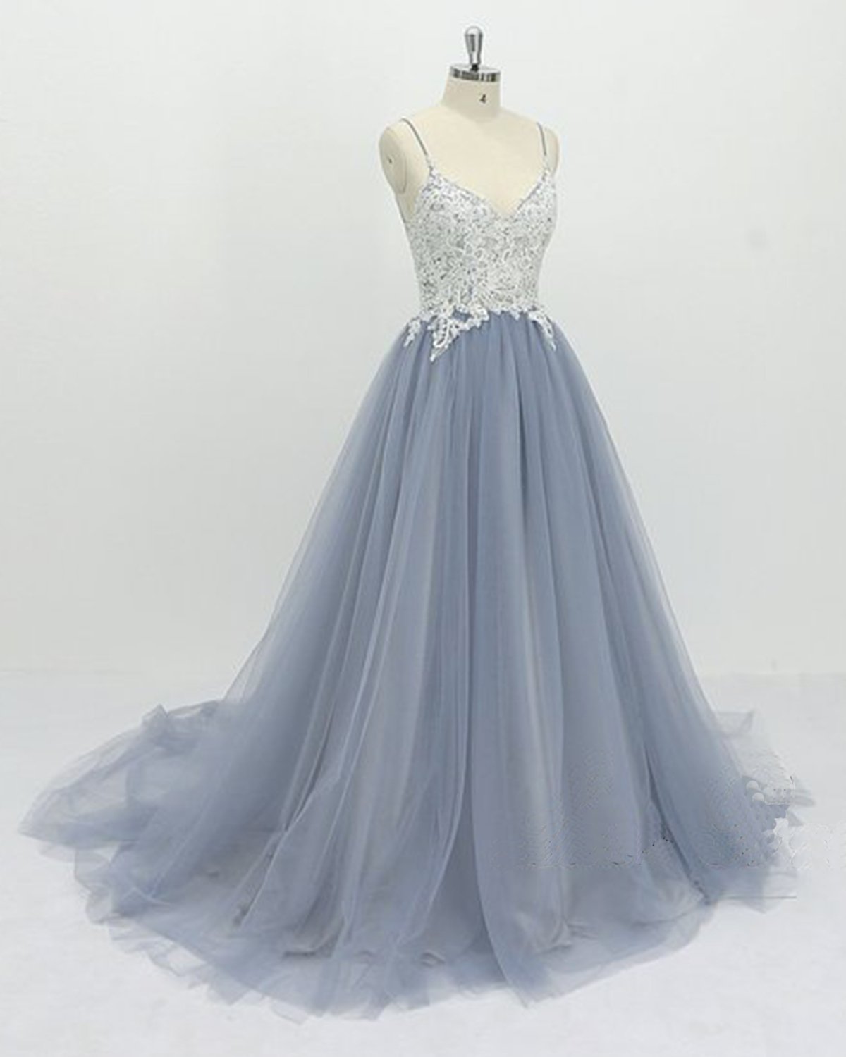 A-line Sweetheart Neck Sleeveless Floor-length Tulle Bridal Attire With Lace 2