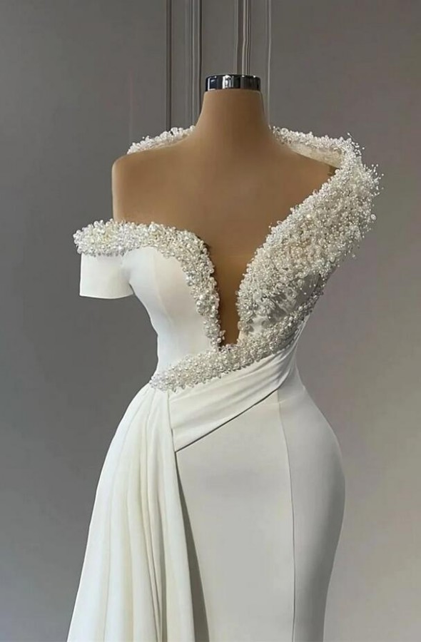 Mermaid Off-the-shoulder Sleeveless Floor-length Stretch Satin Formal Dress With Beading 2