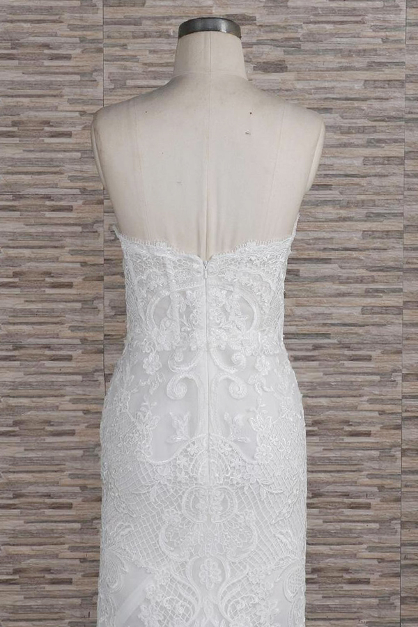 Mermaid Strapless Sweetheart Neck Chapel Train Tulle Wedding Gown With Lace 6