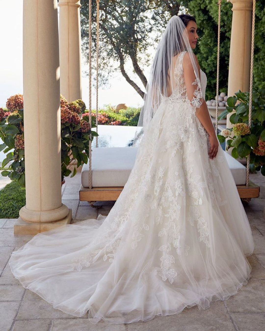 Mermaid Straps Sleeveless Sweep / Brush Train Tulle Wedding Gown With Lace 2