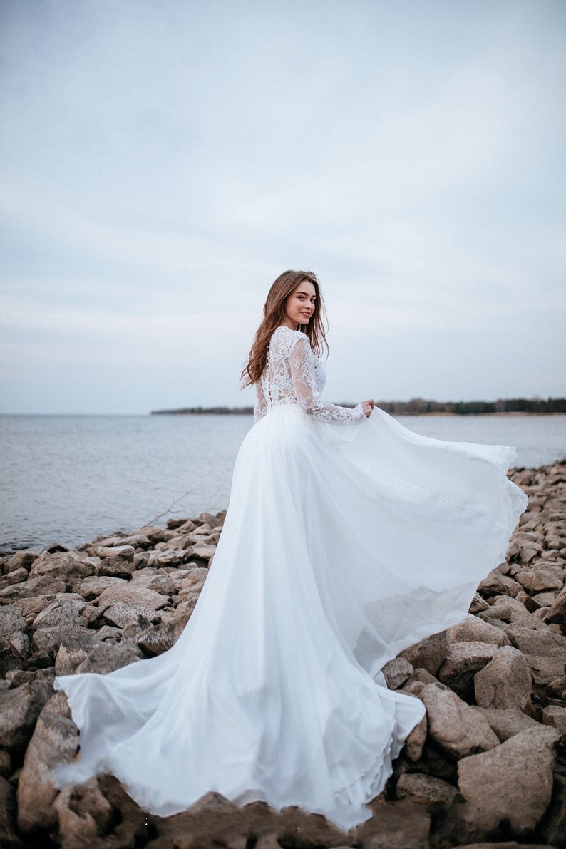 Column Jewel Neck Long Sleeves Sweep / Brush Train 100D Chiffon Bridal Gown With Lace 4
