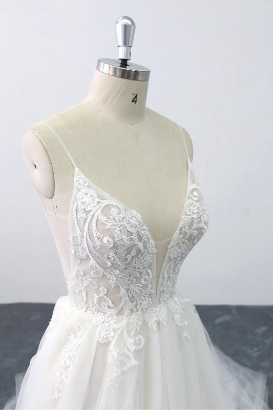A-line Spaghetti Straps V-neck Sleeveless Floor-length Tulle Wedding Dress With Appliques 5