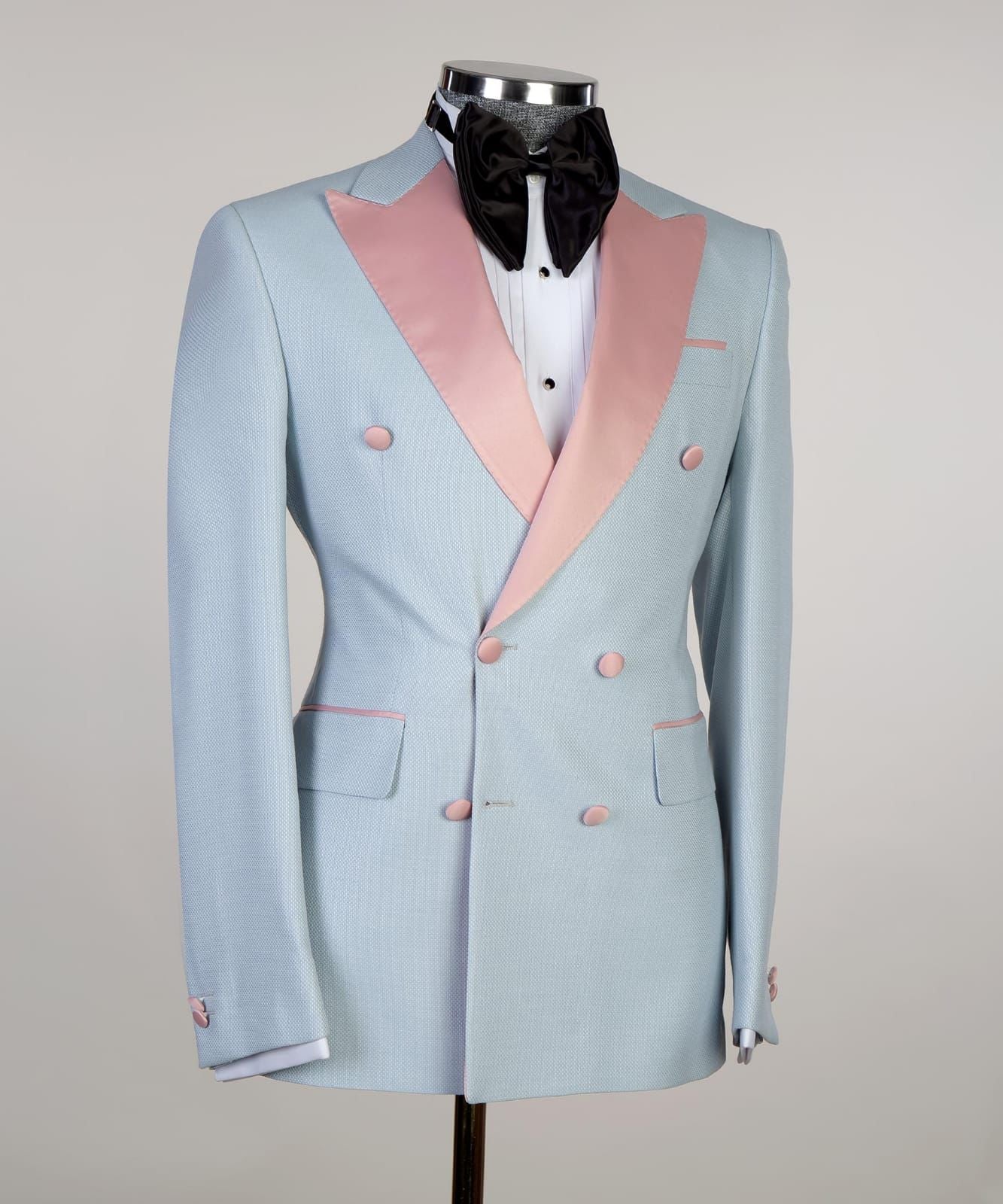 Sky Blue Double Breasted Men Suit With Pink Peaked Lapel 2