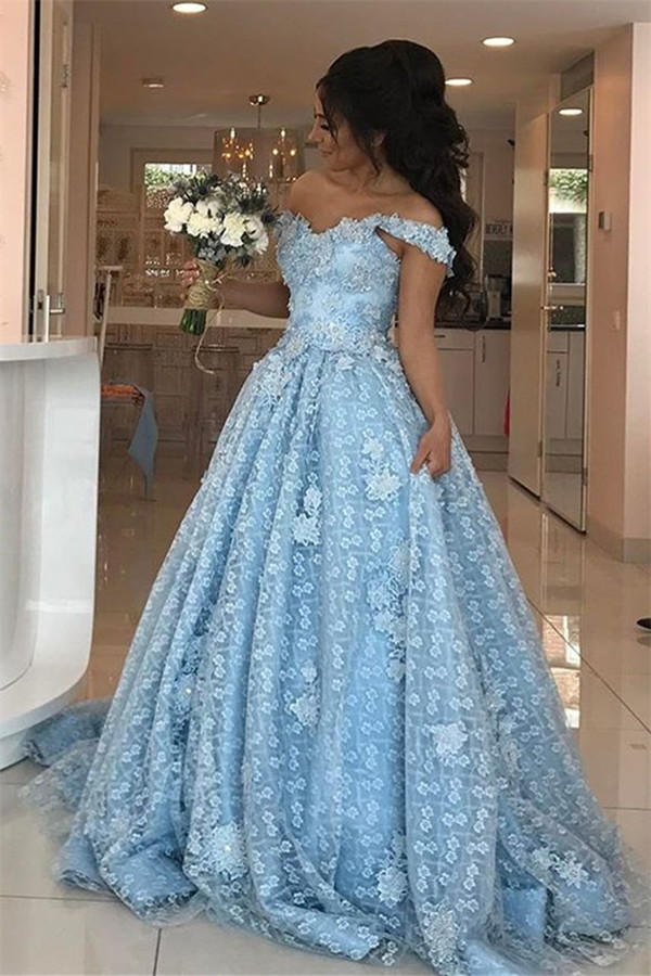 A-line Sweetheart Neck Cap Sleeves Sweep / Brush Train Evening Dress With Appliques 1