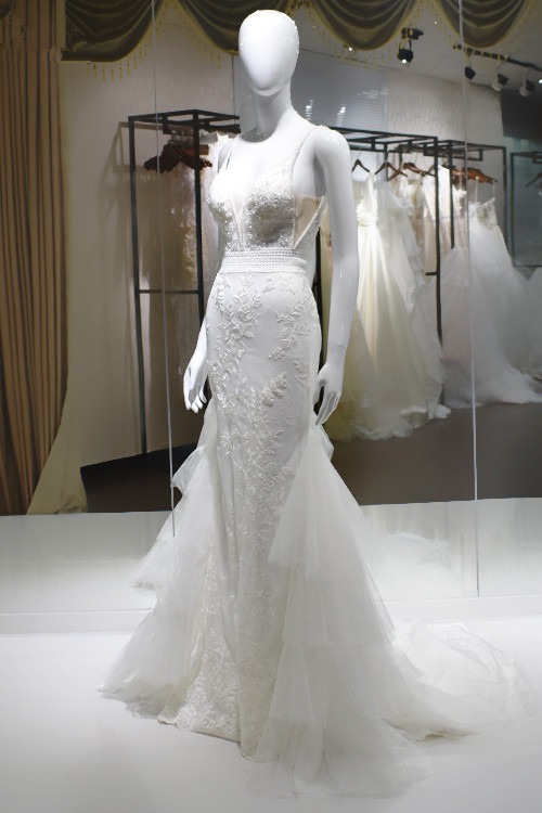 Mermaid Spaghetti Straps V-neck Sleeveless Floor-length Tulle Bridal Attire With Beading 3