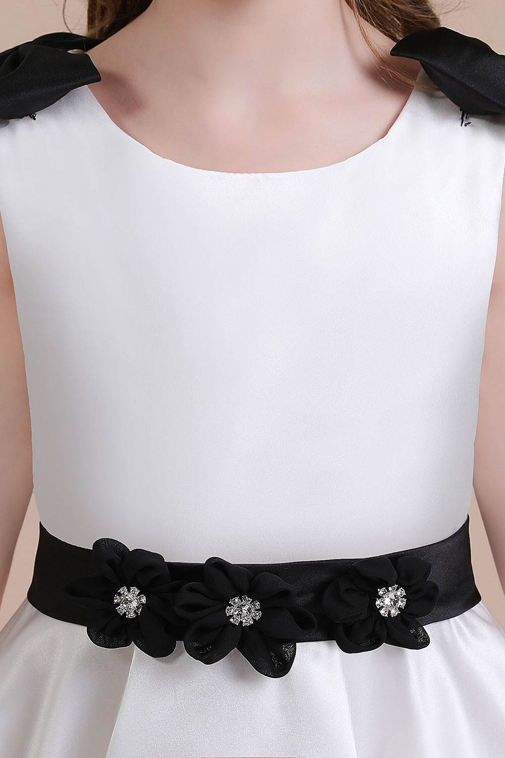 A-line Jewel Neck Sleeveless Knee-length Satin Flower Girl Dress With Rhinestone 6