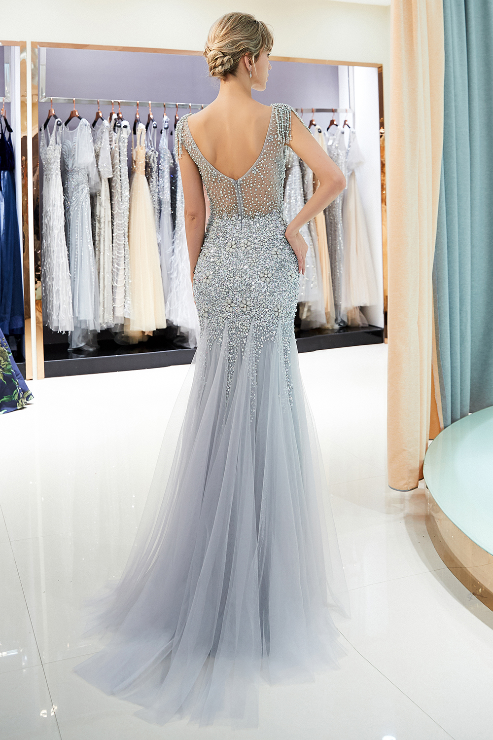 Mermaid Jewel Neck Sleeveless Sweep / Brush Train Tulle Evening Dress With Crystal Floral Pin 2