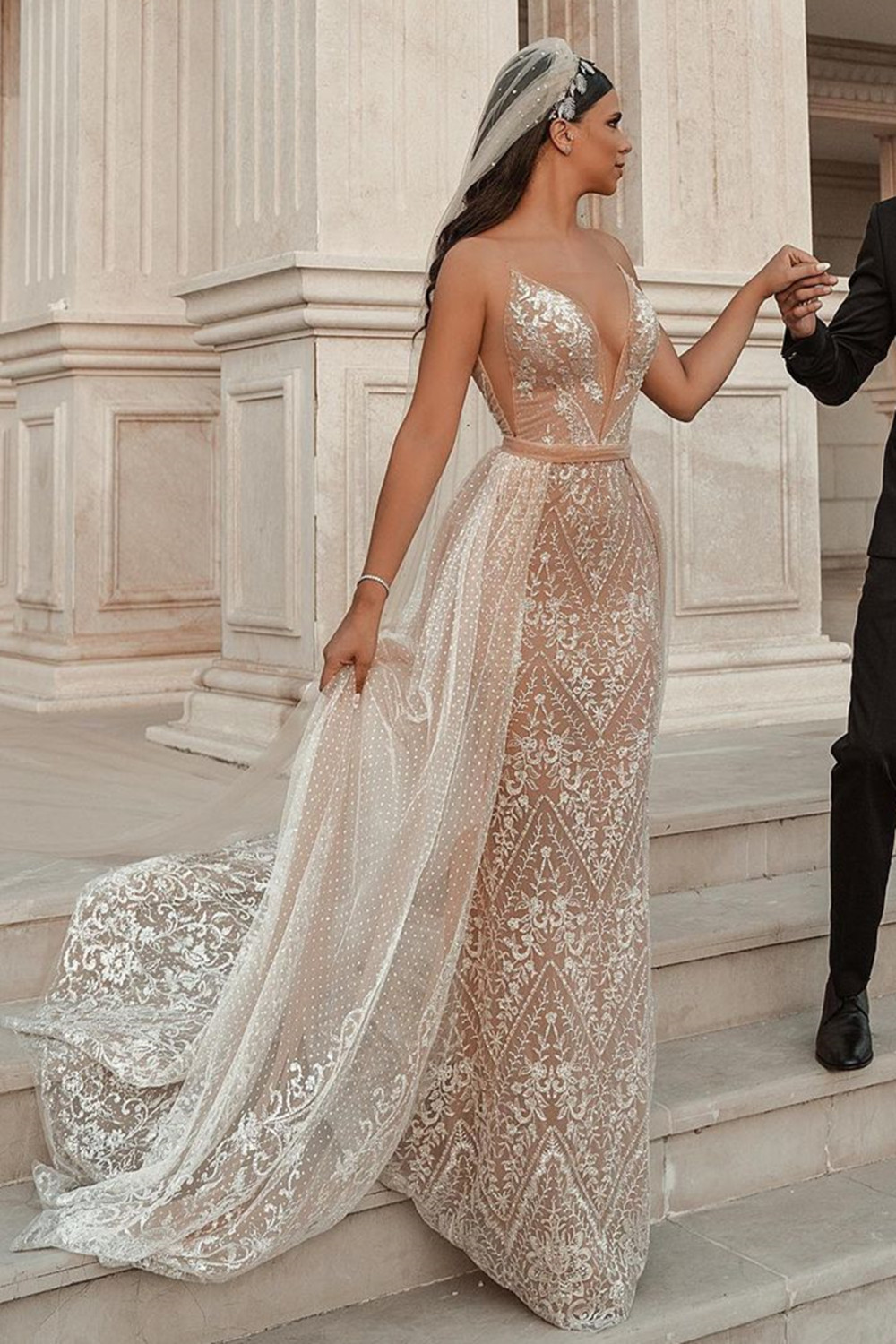 A-line Sweetheart Neck Sleeveless Detachable Train Tulle Bridal Gown With Beading 8