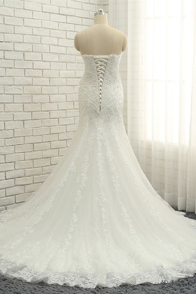 Mermaid Strapless Court Train Wedding Dress With Appliques 2