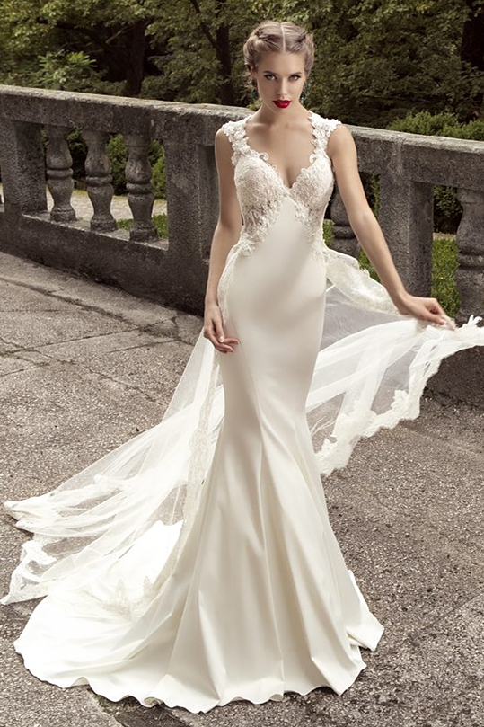 Mermaid Spaghetti Straps Sleeveless Sweep / Brush Train Satin Bridal Gown With Appliques 3