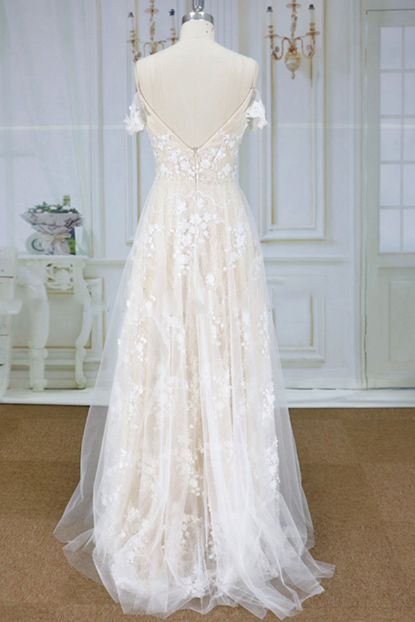 A-line Spaghetti Straps Sweetheart Neck Cap Sleeves Sweep / Brush Train Tulle Bridal Gown With Appliques 2