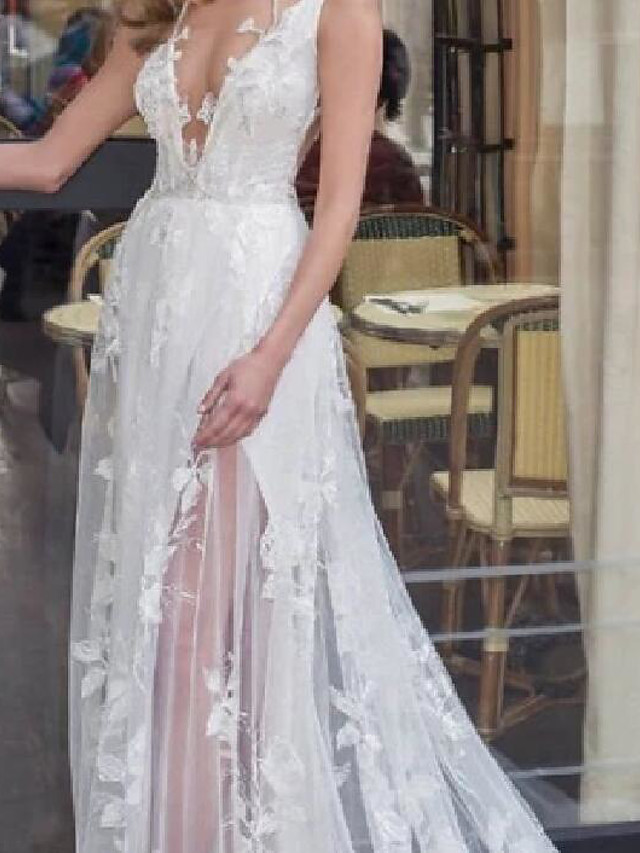 A-line V-neck Sleeveless Sweep / Brush Train Tulle Wedding Dress With Lace 3