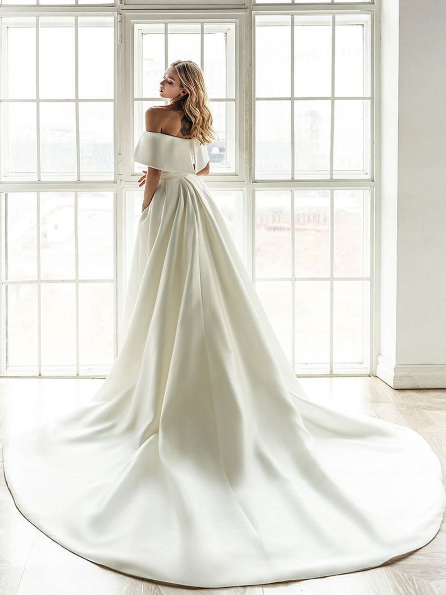 Mermaid Off-the-shoulder Sleeveless Floor-length Bridal Gown 3