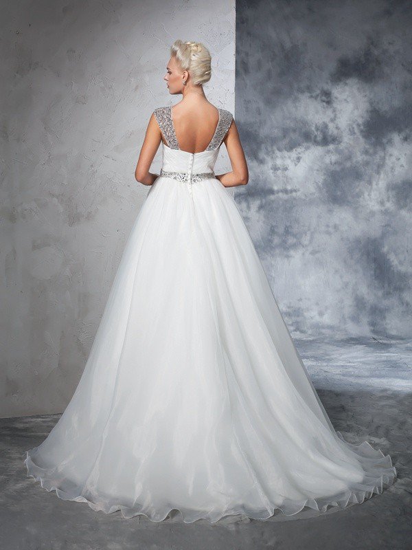 Ball Gown Sleeveless Floor-length Tulle Bridal Dress 2