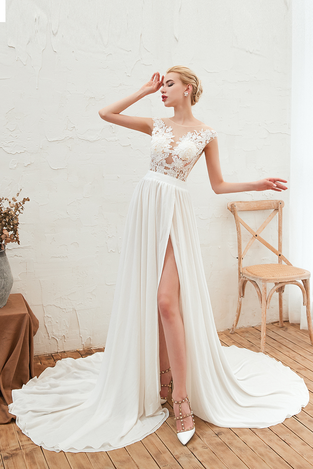 A-line Jewel Neck Half-Sleeves Chapel Train Tulle Bridal Gown With Lace 6