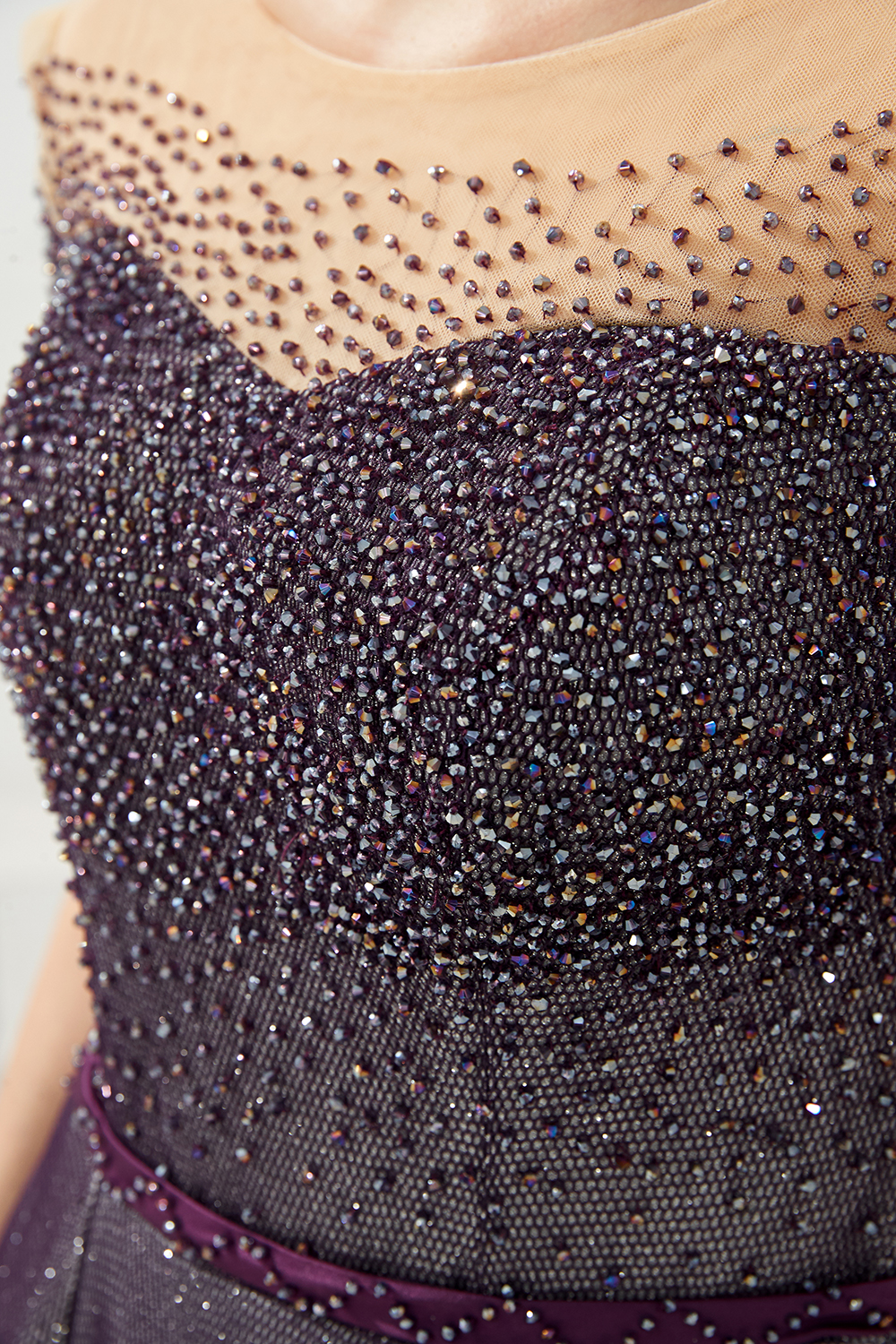 A-line Jewel Neck Short Sleeves Sweep / Brush Train Bright silk Evening Gown With Rhinestone 9