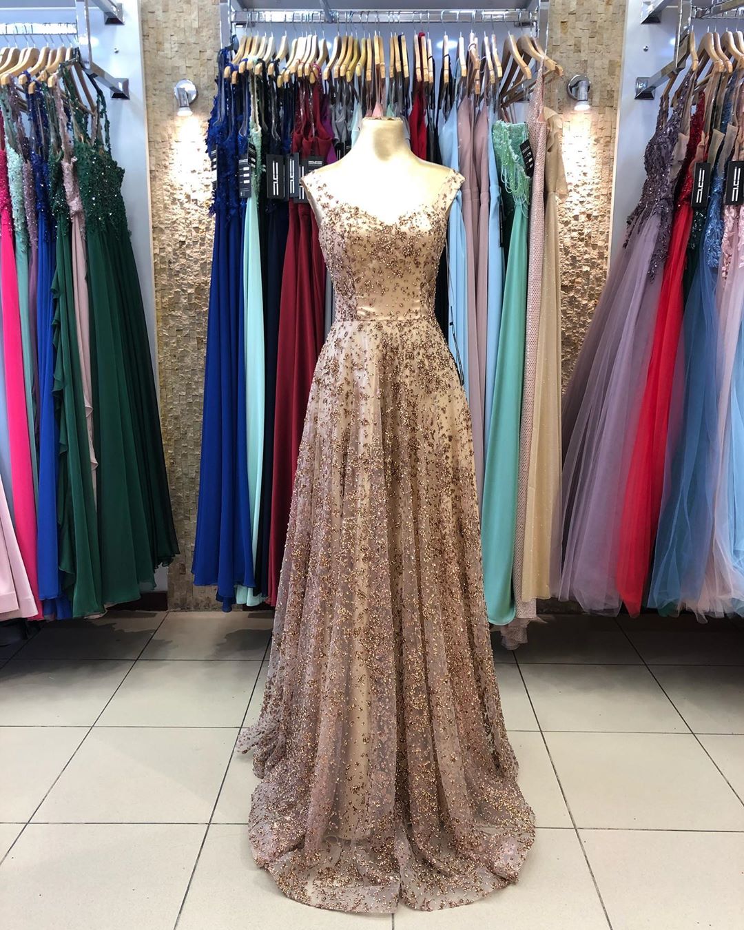 A-line Sweetheart Neck Sleeveless Floor-length Evening Gown With Ruffles 3