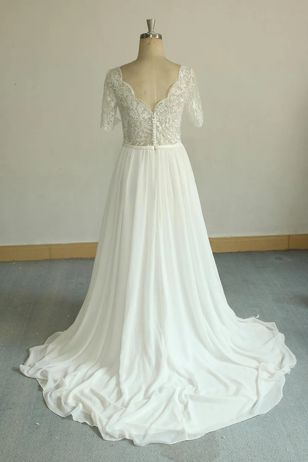 A-line V-neck Short Sleeves Court Train Tulle Bridal Gown With Ribbons 2