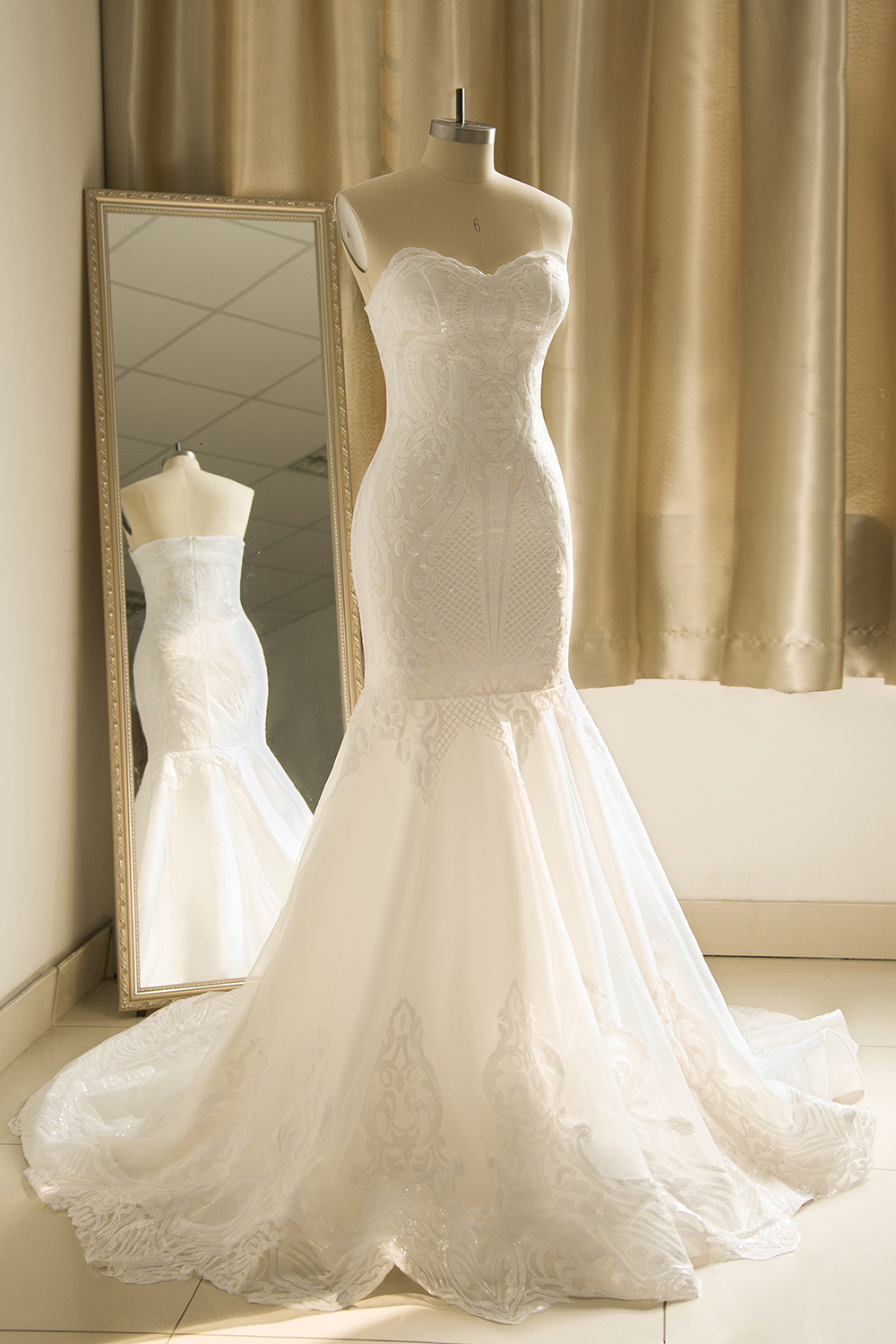 Mermaid Strapless Sweetheart Neck Sleeveless Floor-length Bridal Attire With Appliques 3