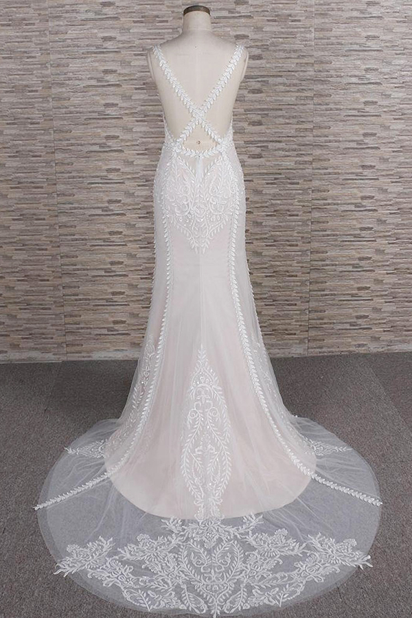 Mermaid V-neck Sleeveless Court Train Tulle Wedding Dress With Appliques 2