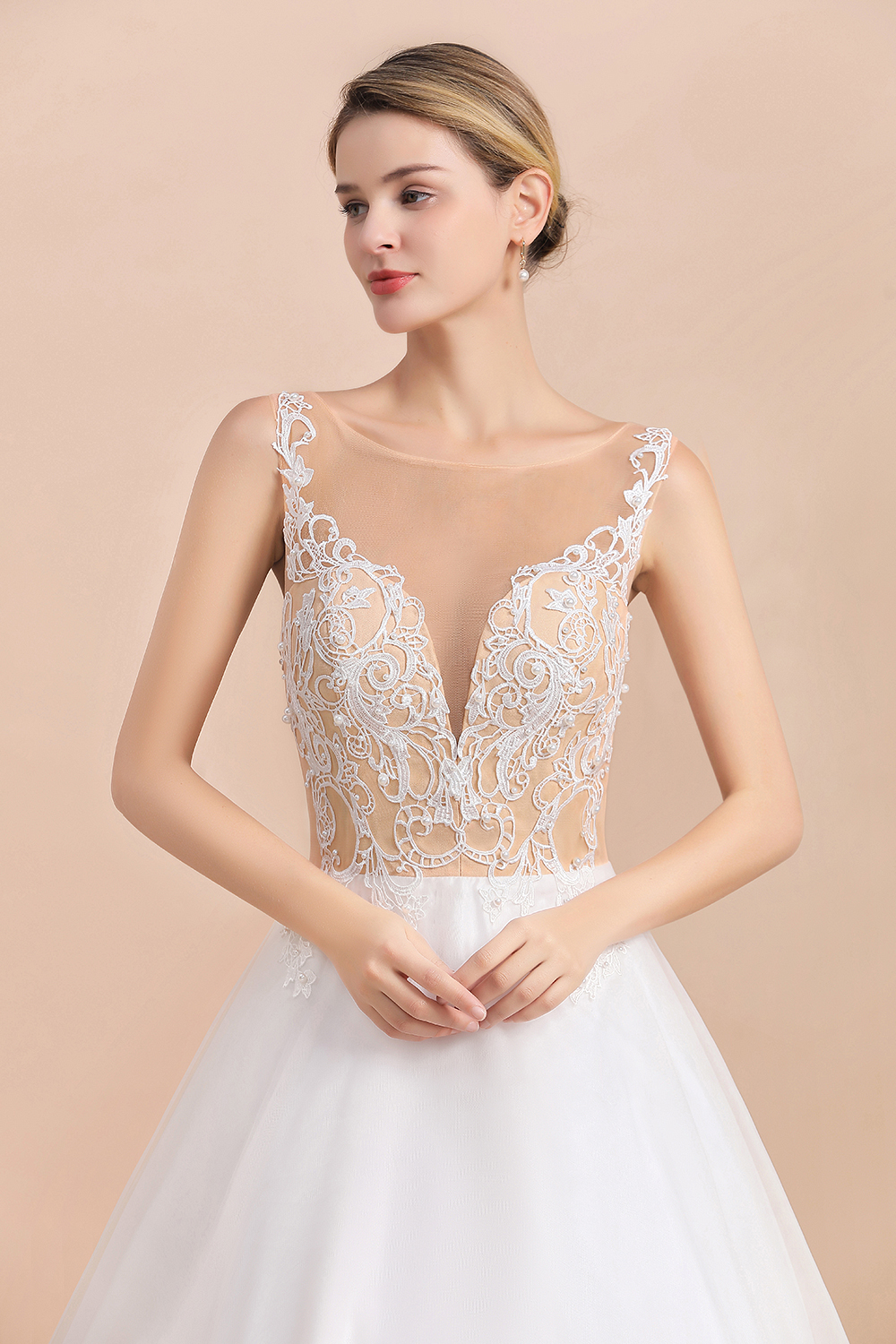 A-line Jewel Neck Sleeveless Floor-length Tulle Wedding Dress With Pearls 8