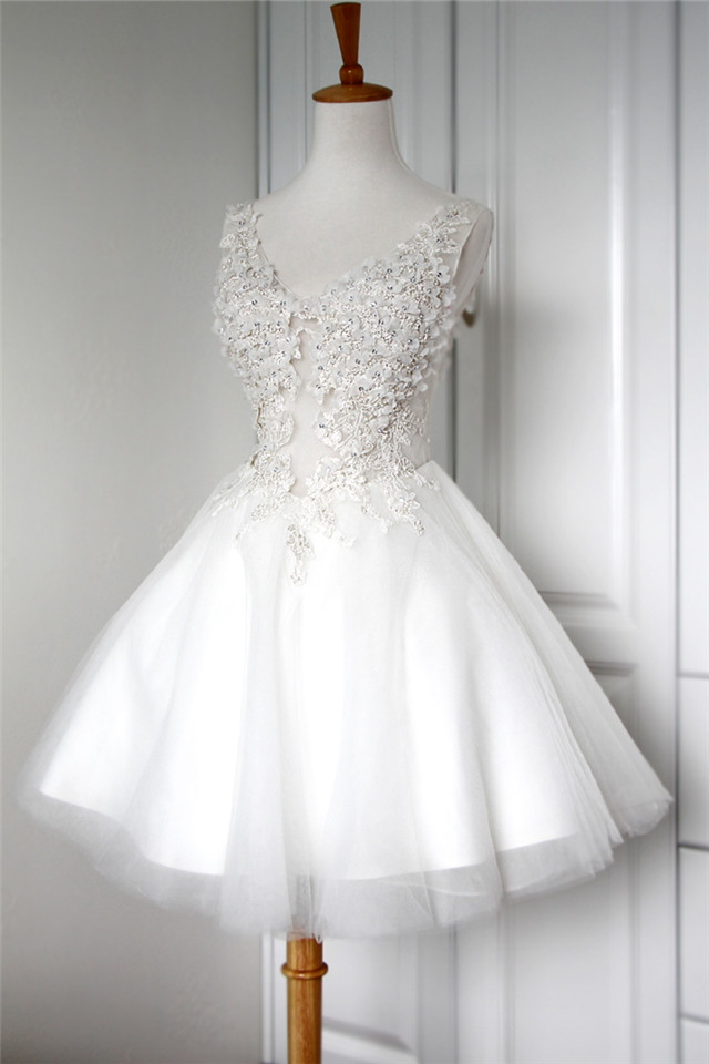 Column V-neck Sleeveless Mini Tulle Cocktail Party Dress With Appliques 3