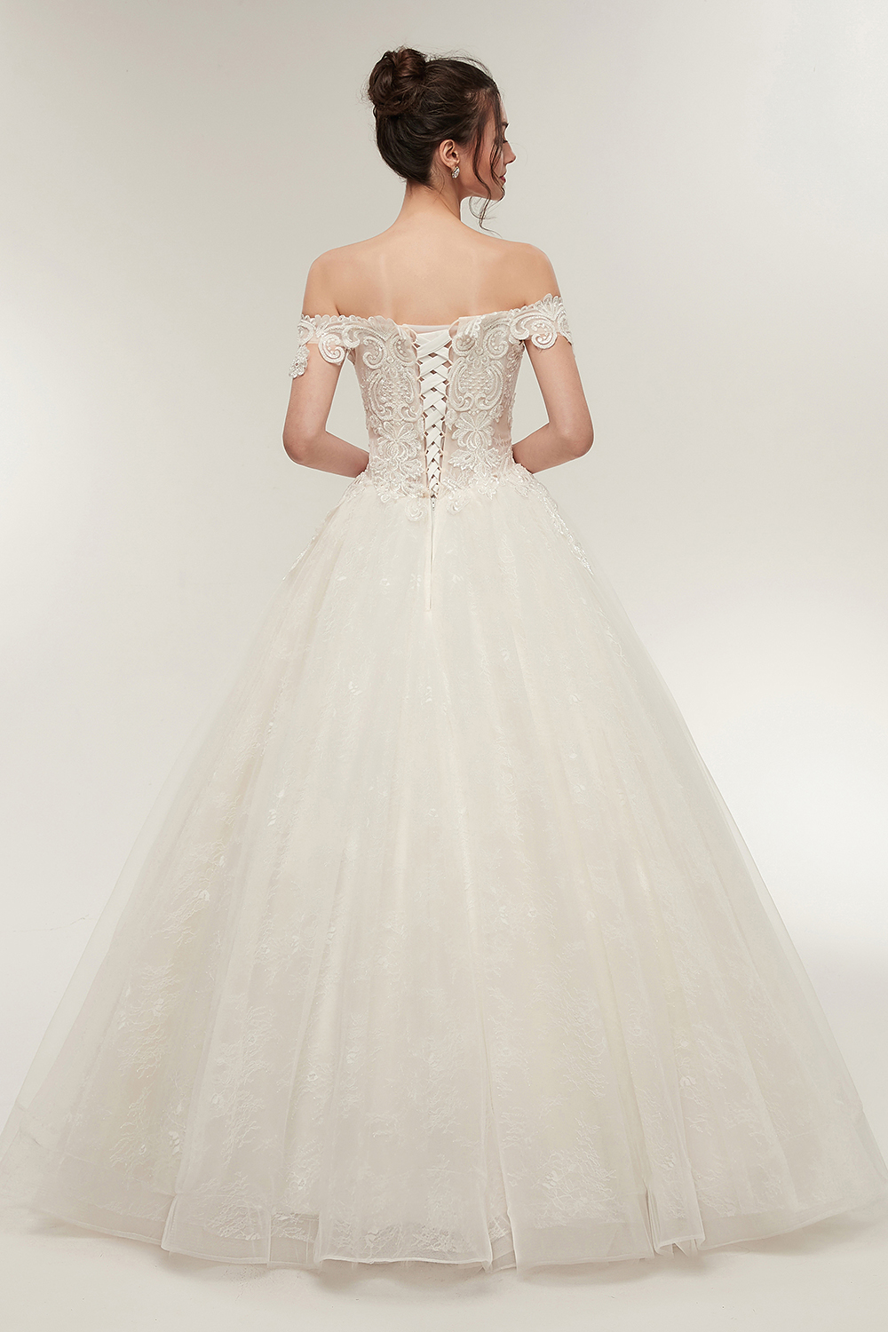 Off-the-shoulder Cap Sleeves Floor-length Lace Wedding Dress With Lace 2