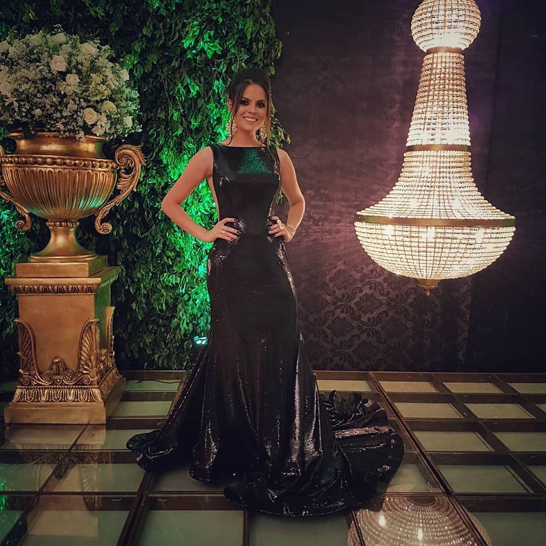 Mermaid Bateau Neck Sleeveless Court Train Evening Gown With Sequins 3