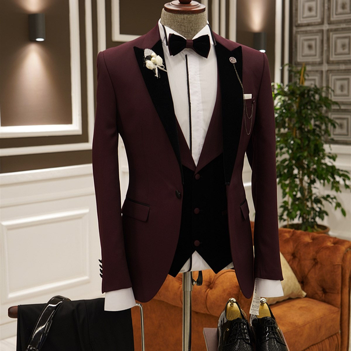 Burgundy Peaked Lapel Slim Fit Prom Suit 2