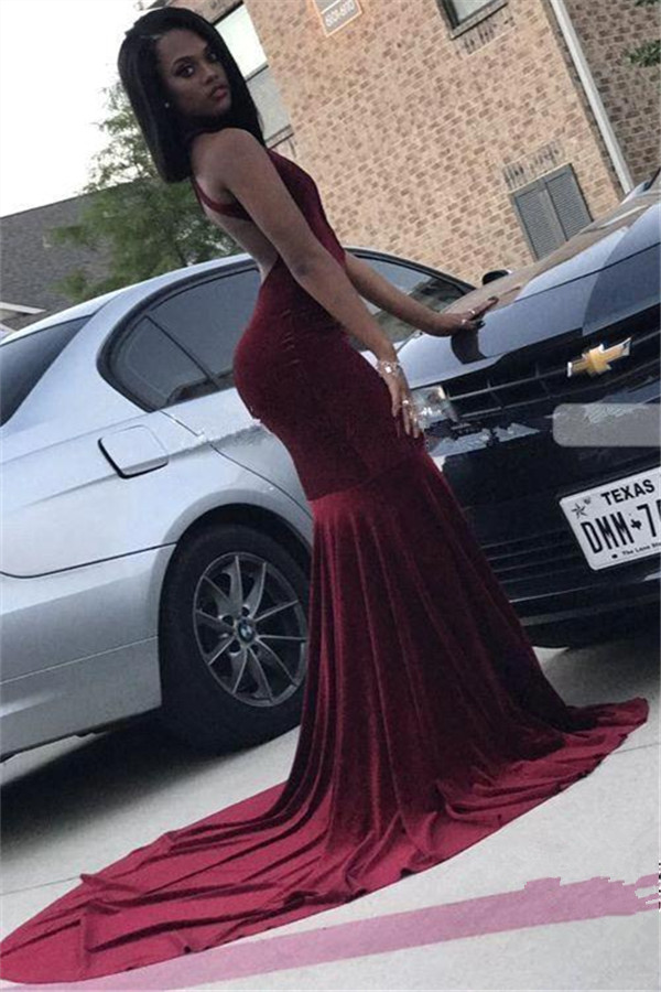 Column Halter-neck Sleeveless Formal Dress With Court Train 2