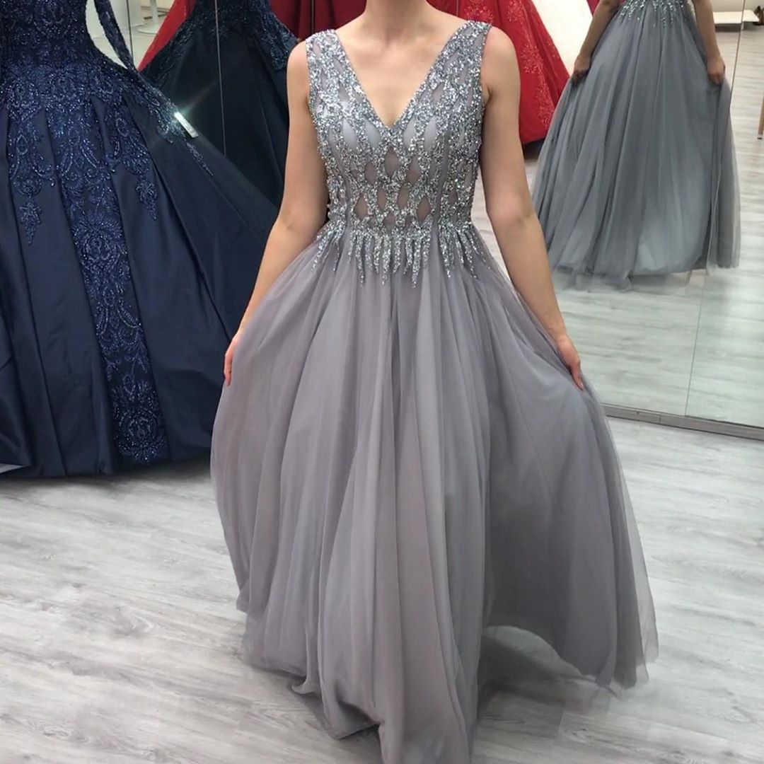 Column V-neck Sleeveless Floor-length 100D Chiffon Wedding Guest Gown With Beading 2