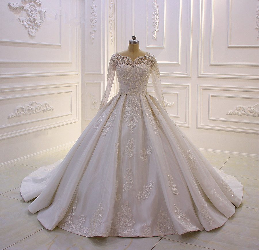 Ball Gown Sweetheart Neck Long Sleeves Floor-length Satin Bridal Attire With Lace 3