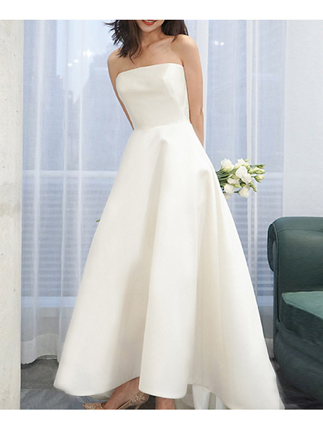 A-line Strapless Sweep / Brush Train Tulle Wedding Gown With Buttons 2