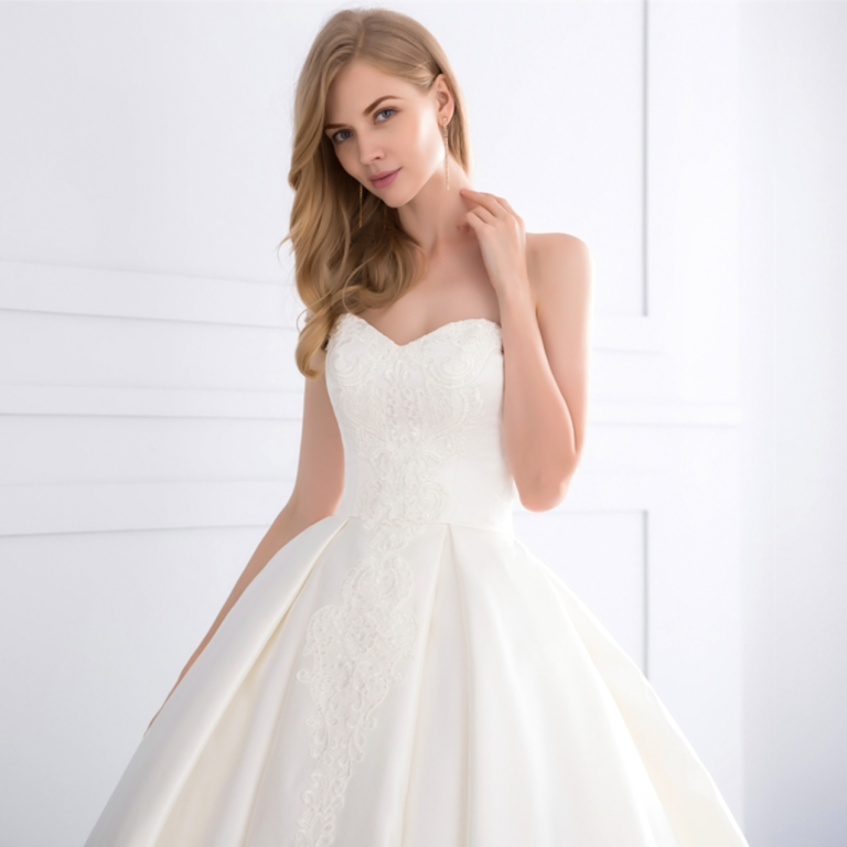 Ball Gown Sweetheart Neck Tulle Wedding Gown With Ruffles 5
