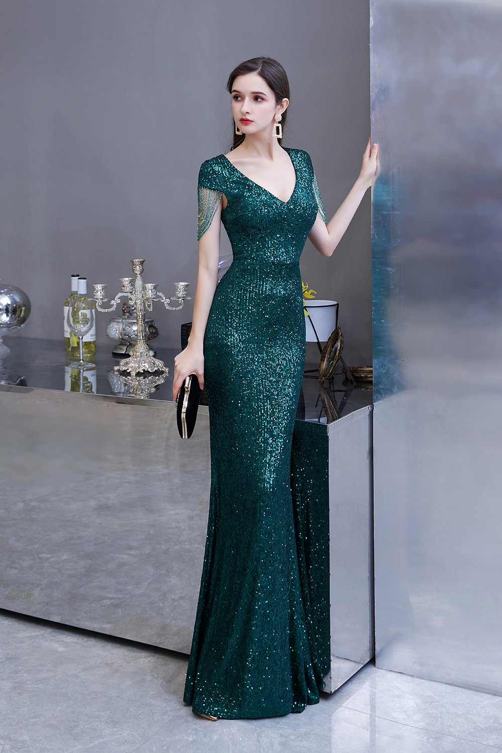 Mermaid V-neck Short Sleeves Sweep / Brush Train Evening Gown With Sequins 5