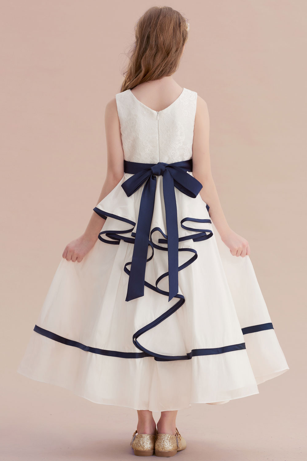 A-line V-neck Sleeveless Ankle-length Lace Flower Girl Dress With Tiered 2