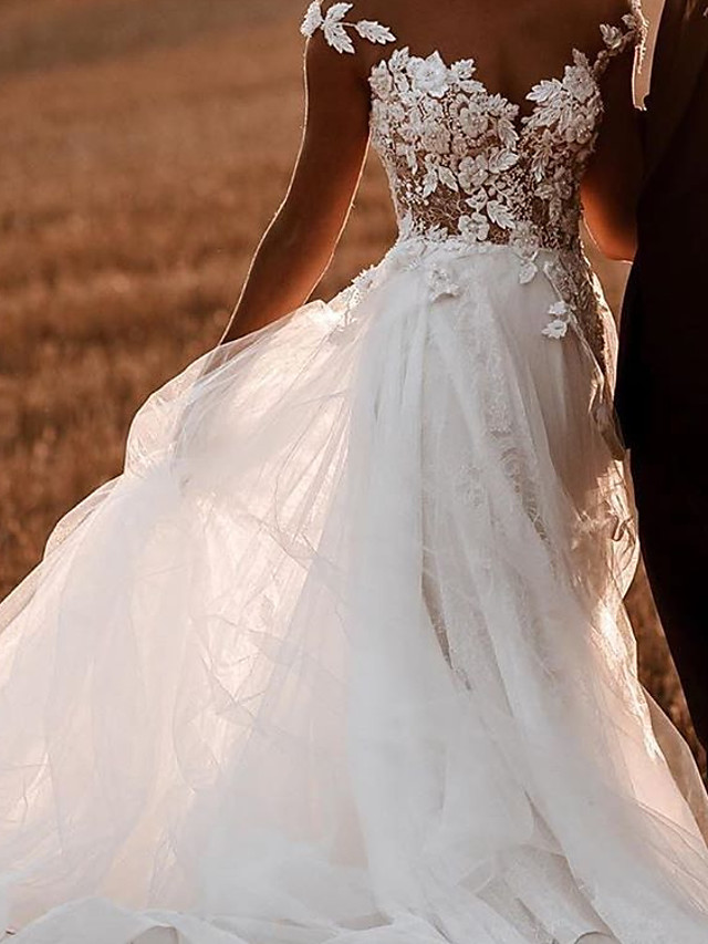 A-line Short Sleeves Sweep / Brush Train Lace Wedding Gown With Lace 3