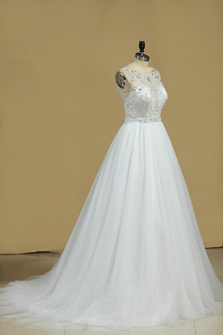 A-line Jewel Neck Sleeveless Floor-length Tulle Bridal Dress With Pearls 3
