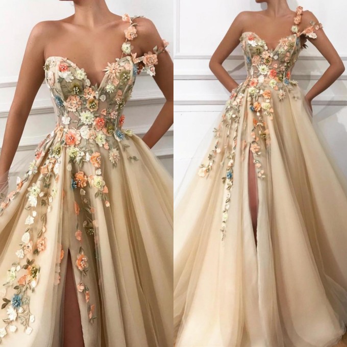 A-line One Shoulder Sleeveless Sweep / Brush Train Tulle Evening Gown With Flower(s) 2