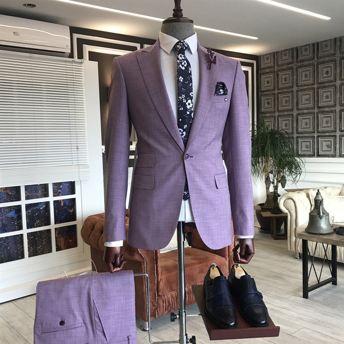 Purple Peaked Lapel Prom Suit 2