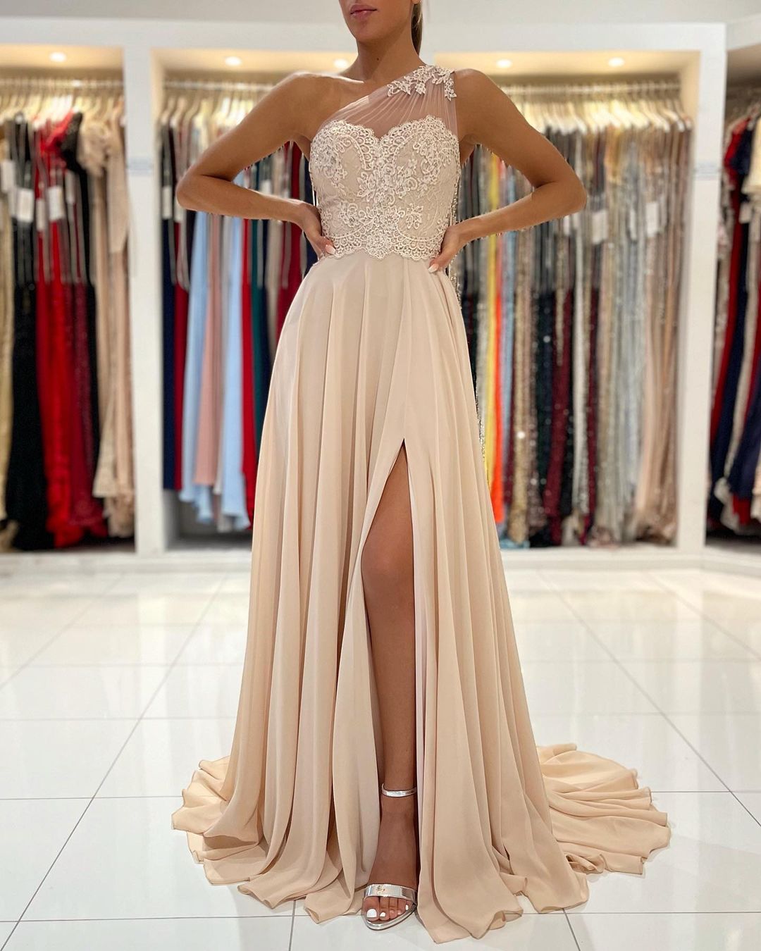 Straps One Shoulder Sleeveless Floor-length 100D Chiffon Evening Gown With Ruffles 3