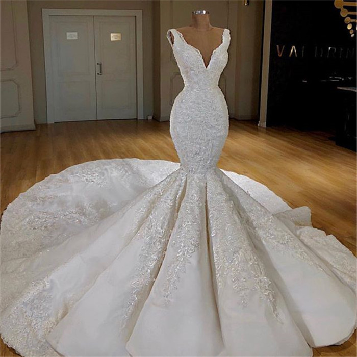 Mermaid V-neck Sleeveless Bridal Attire With Lace 2