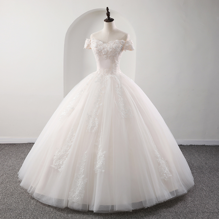 Ball Gown Off-the-shoulder Floor-length Tulle Wedding Dress With Appliques 6
