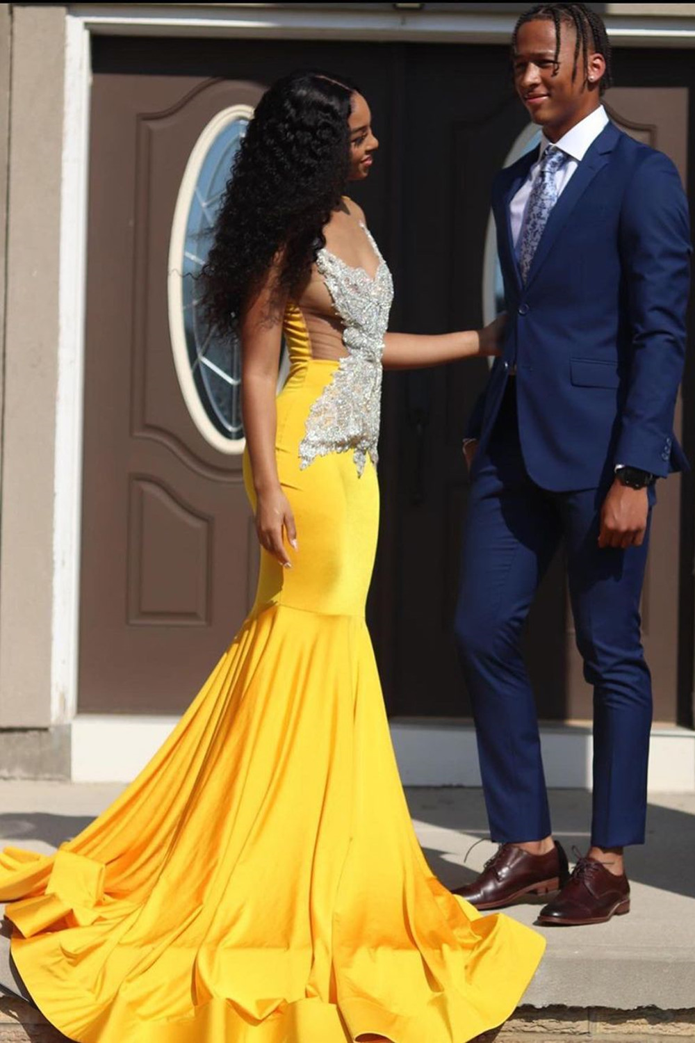 Mermaid V-neck Jewel Neck Sleeveless Sweep / Brush Train Stretch Satin Evening Dress With Appliques 2